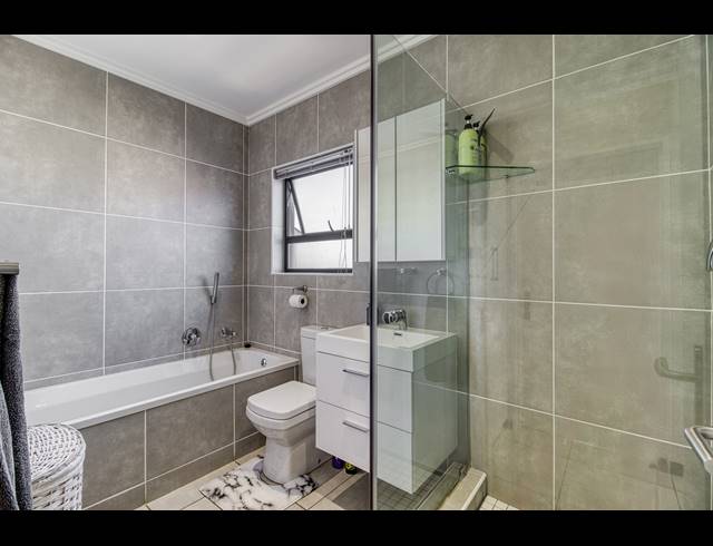 1 BEDROOM APARTMENT FOR SALE IN MAROELADAL